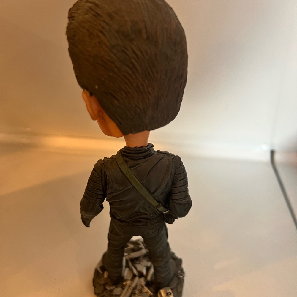 The Terminator Bobblehead - Picture 3 of 5